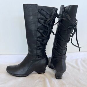 Sofft Women's Lace Up Boots, size 9.5